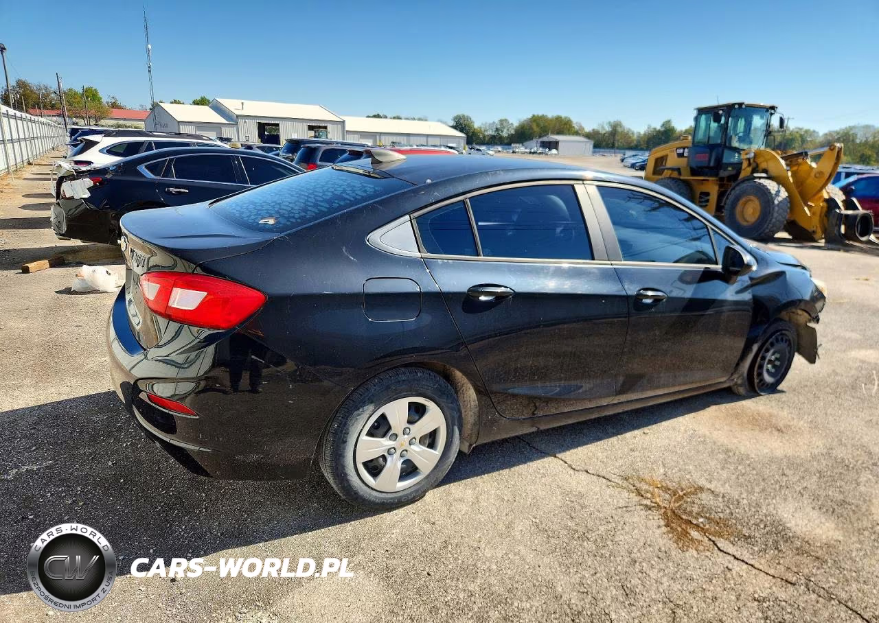 2016 Chevrolet Cruze Ls VIN:1G1BC5SM8G7303339 - 3