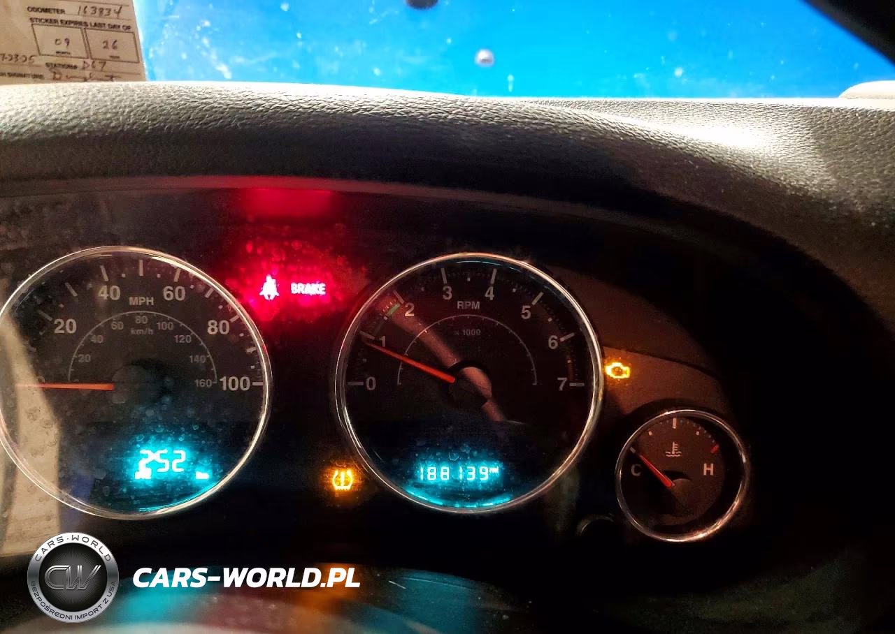 2015 Jeep Wrangler Sport VIN:1C4AJWAG5FL721406 - 9