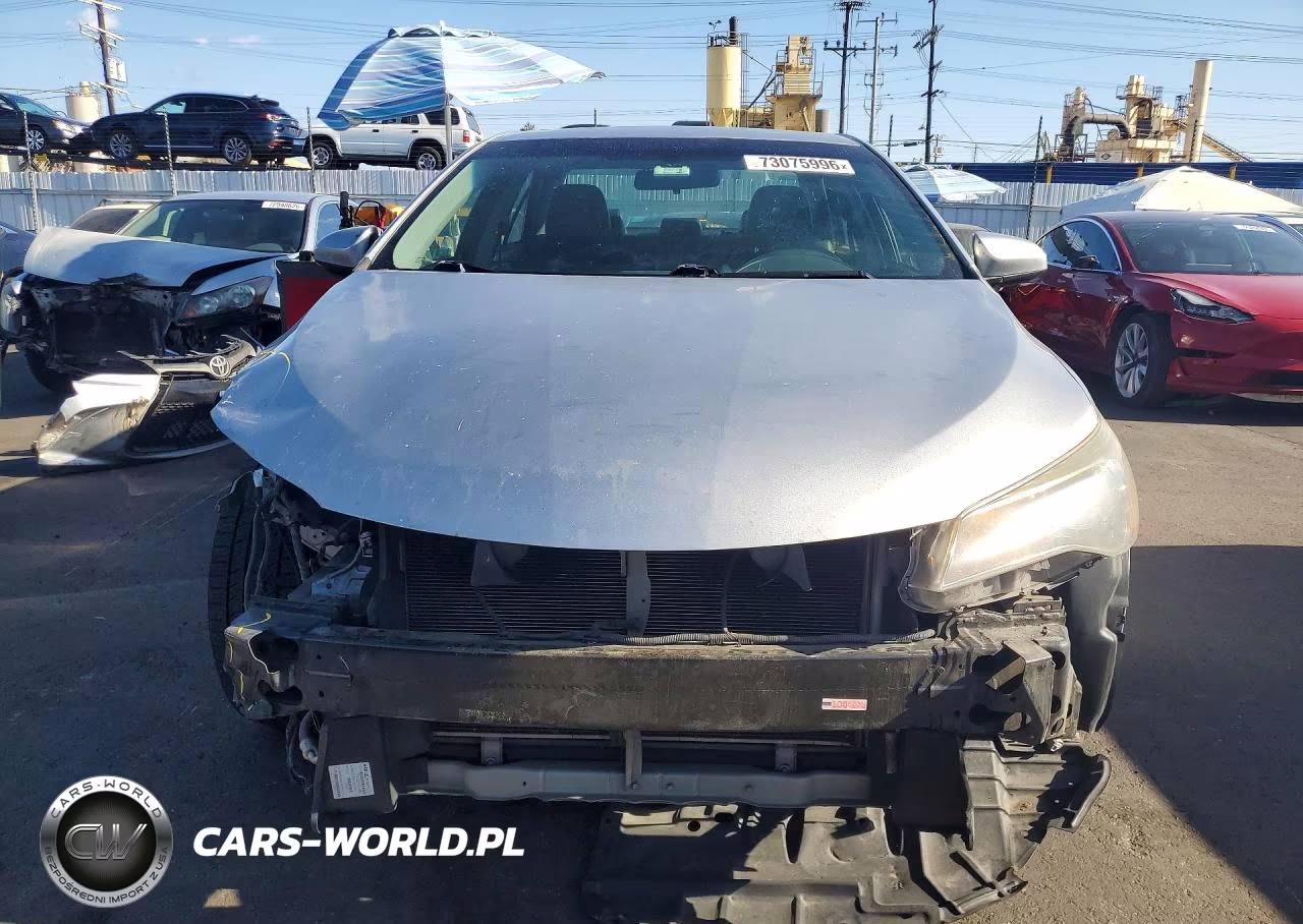2015 Toyota Camry Se VIN:4T1BF1FK9FU487069 - 5