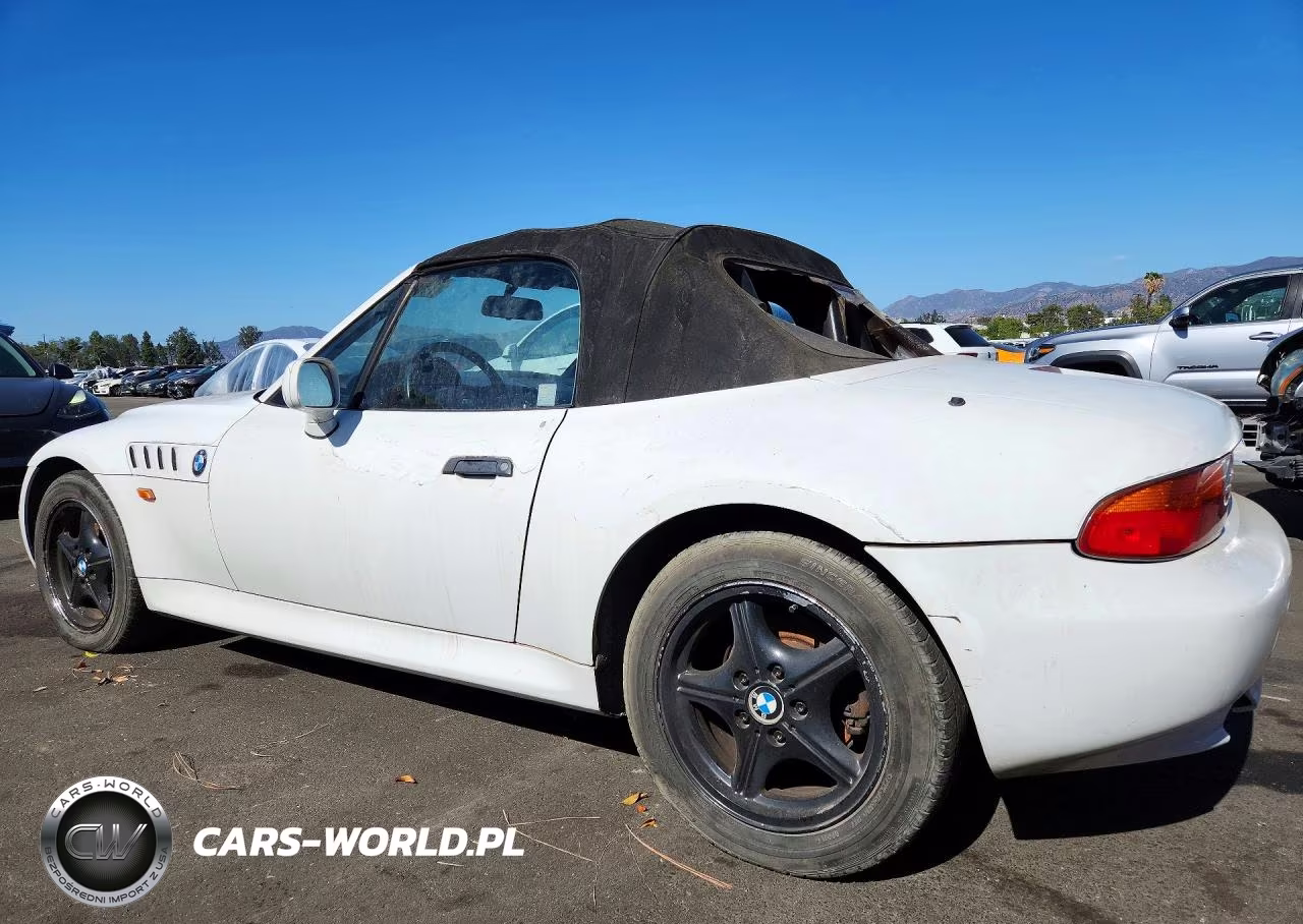 1999 BMW Z3 2.3 VIN:4USCH9333XLG00548 - 2
