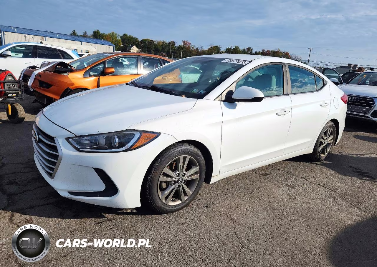 2017 Hyundai Elantra Se VIN:5NPD84LF7HH113640 - 1