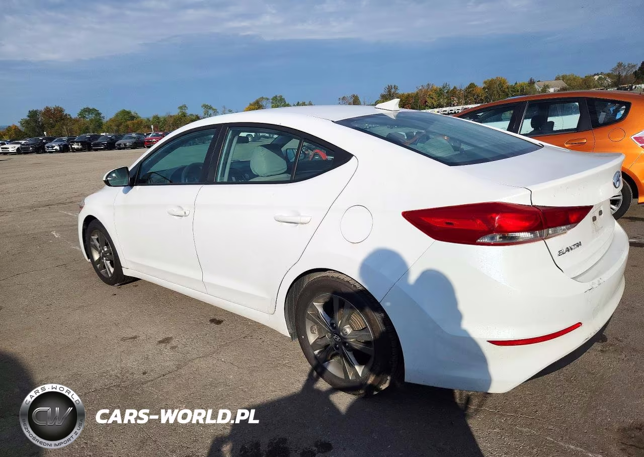 2017 Hyundai Elantra Se VIN:5NPD84LF7HH113640 - 2