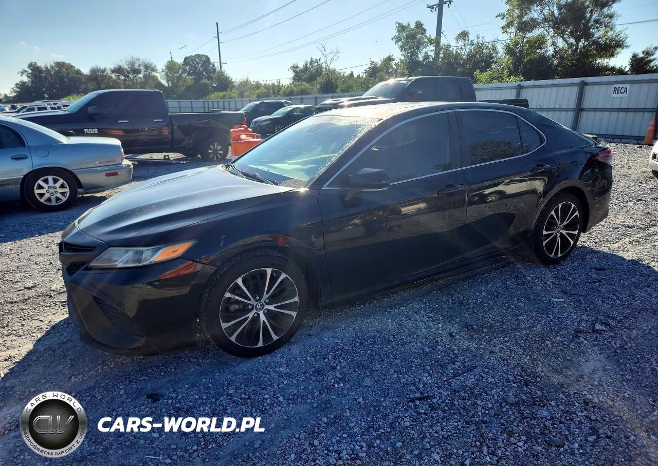 2018 Toyota Camry Se – zdjęcie 1 z 13