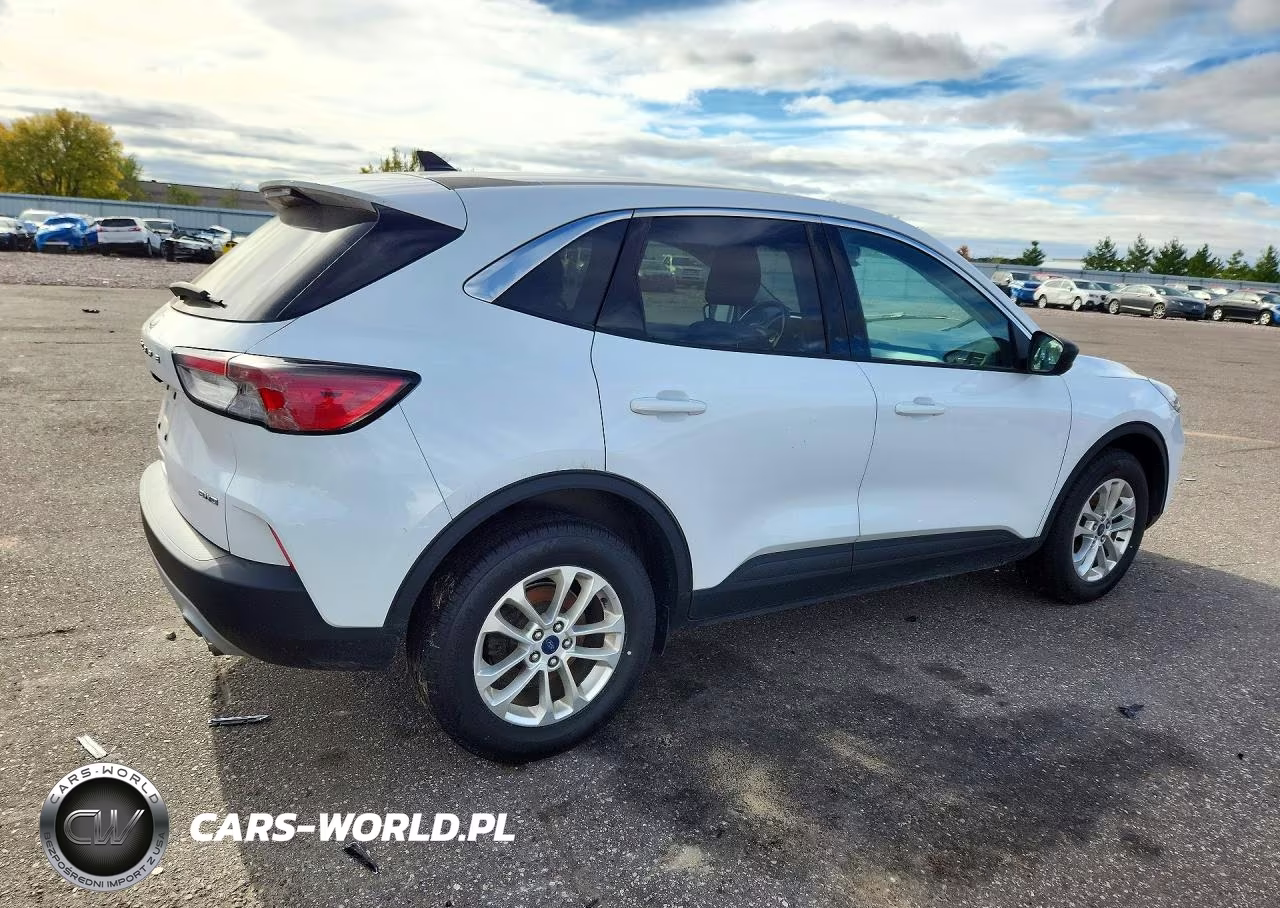 2022 Ford Escape Se VIN:1FMCU9G61NUA66231 - 3