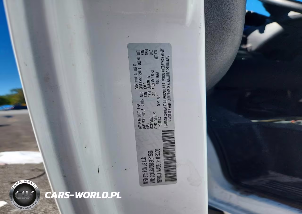 2025 Ram Promaster 2500 Delivery Van VIN:3C6LRVDG6SE512550 - 14