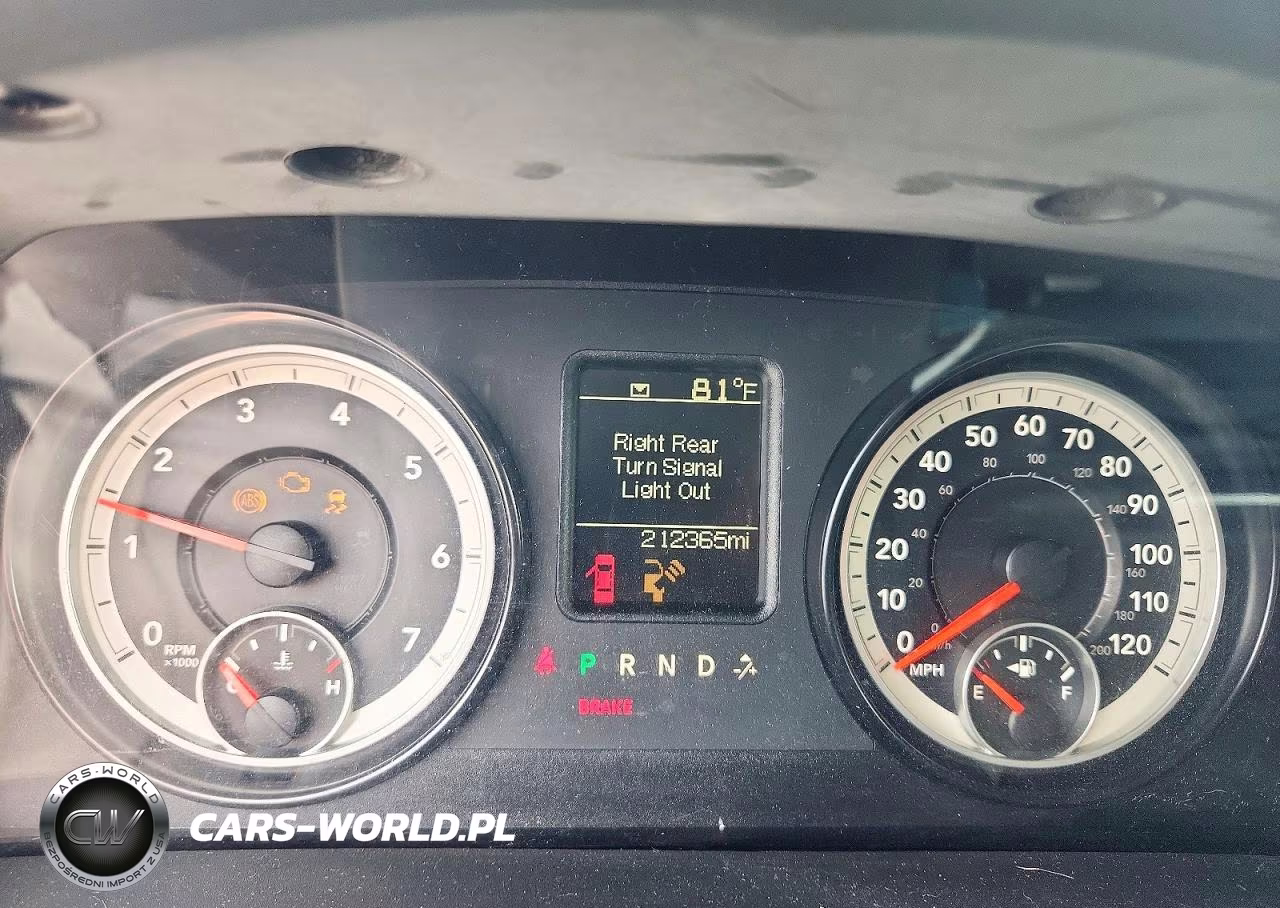 2015 Ram 1500 St VIN:1C6RR6KGXFS608722 - 9