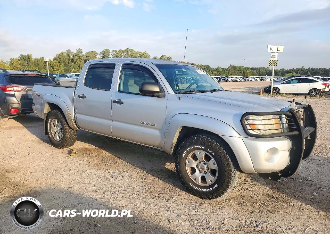 2010 Toyota Tacoma V6 VIN:3TMLU4EN4AM046183 - 4