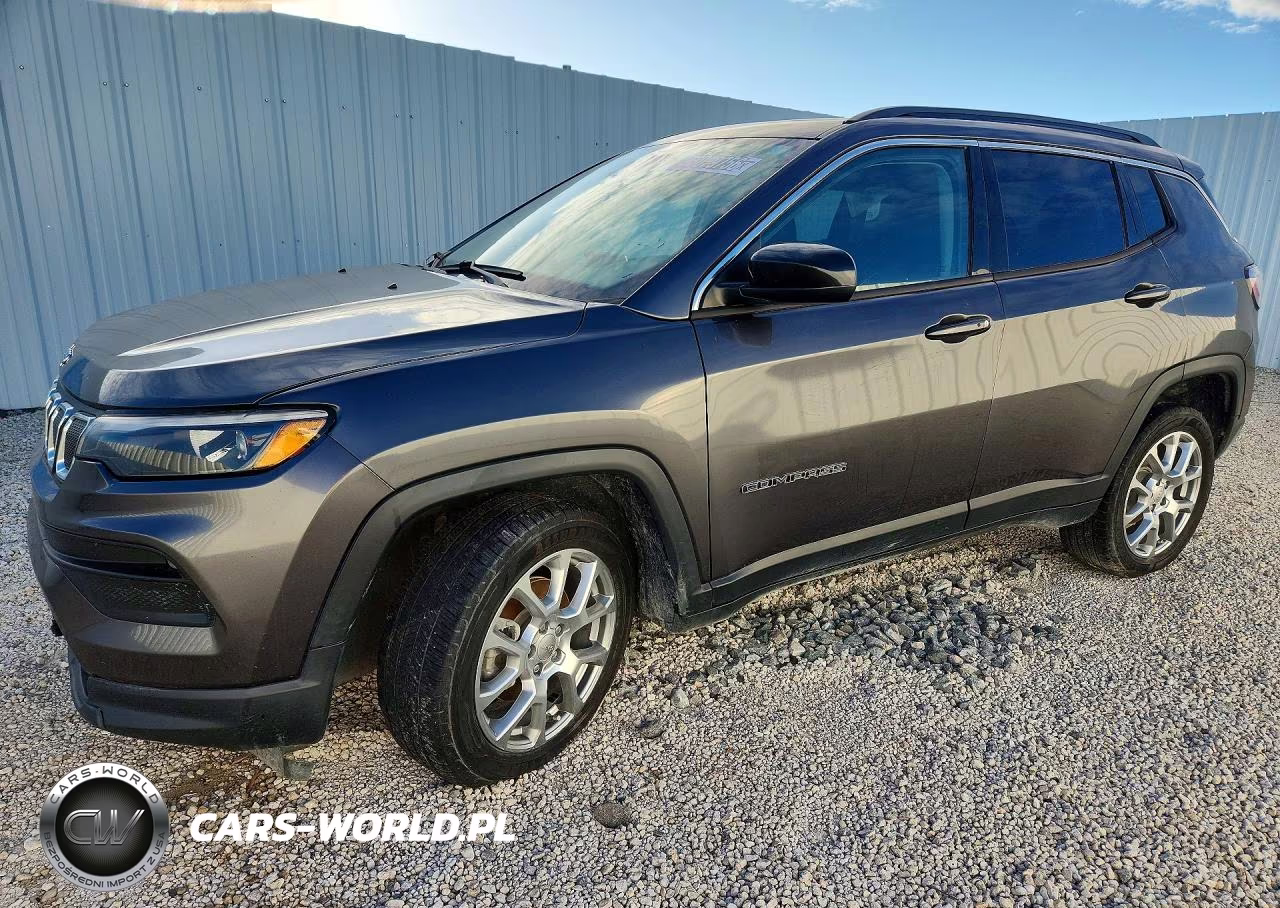 2022 Jeep Compass Latitude Lux