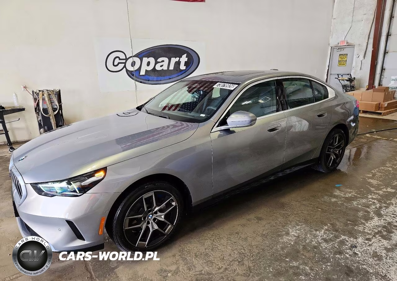 2027 BMW 530 Xi