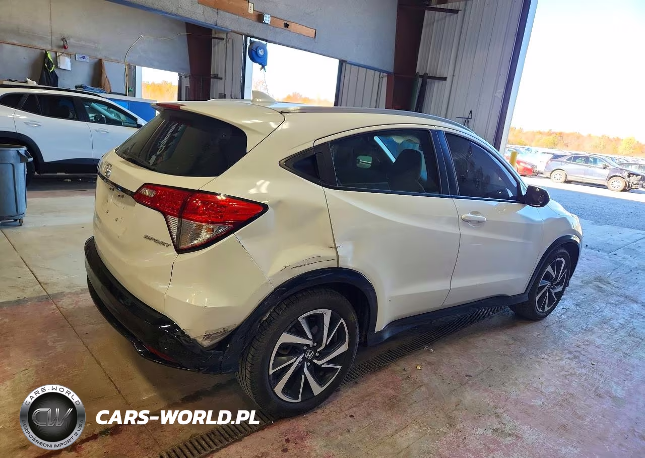 2019 Honda Hr-V Sport VIN:3CZRU5H15KM702024 - 3