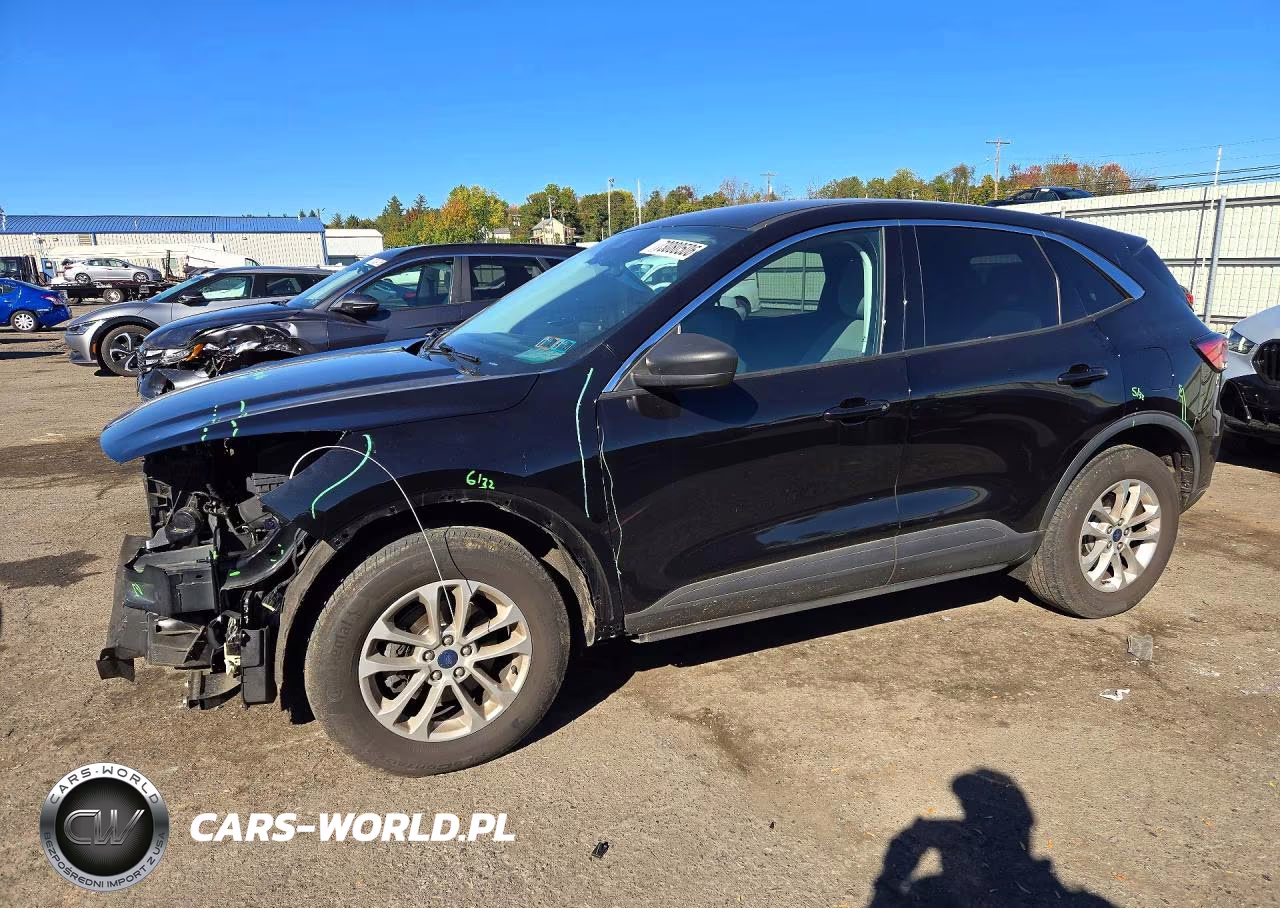 2022 Ford Escape Se