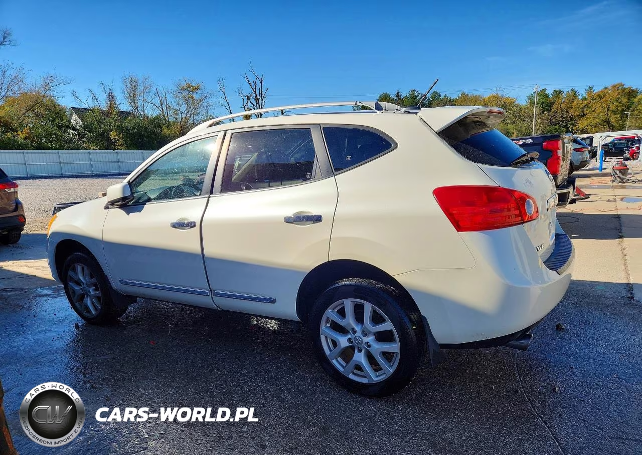 2013 Nissan Rogue S VIN:JN8AS5MVXDW628852 - 2
