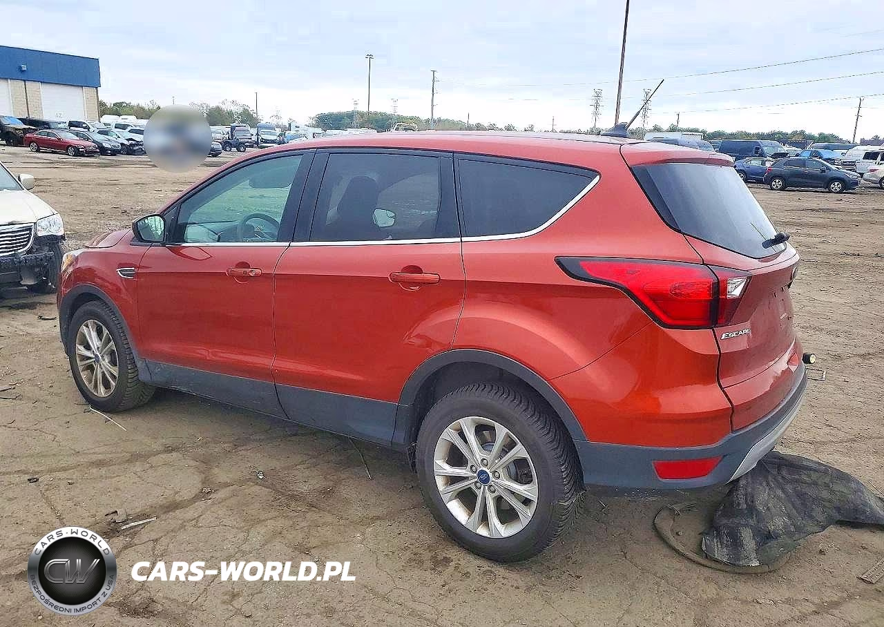 2019 Ford Escape Se VIN:1FMCU0GD2KUA16380 - 2