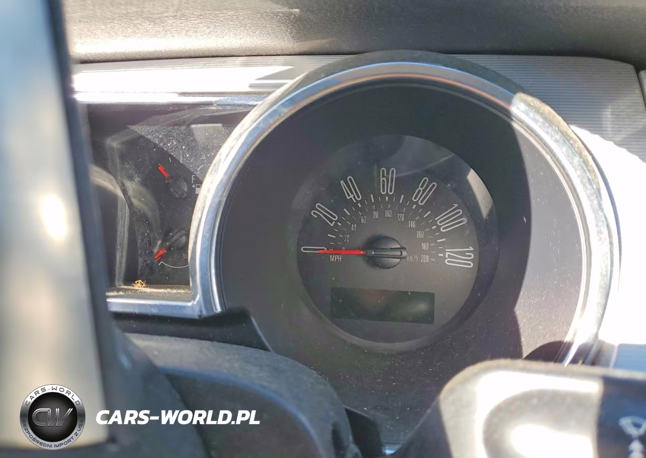 2008 Ford Mustang VIN:1ZVHT80NX85122199 - 9