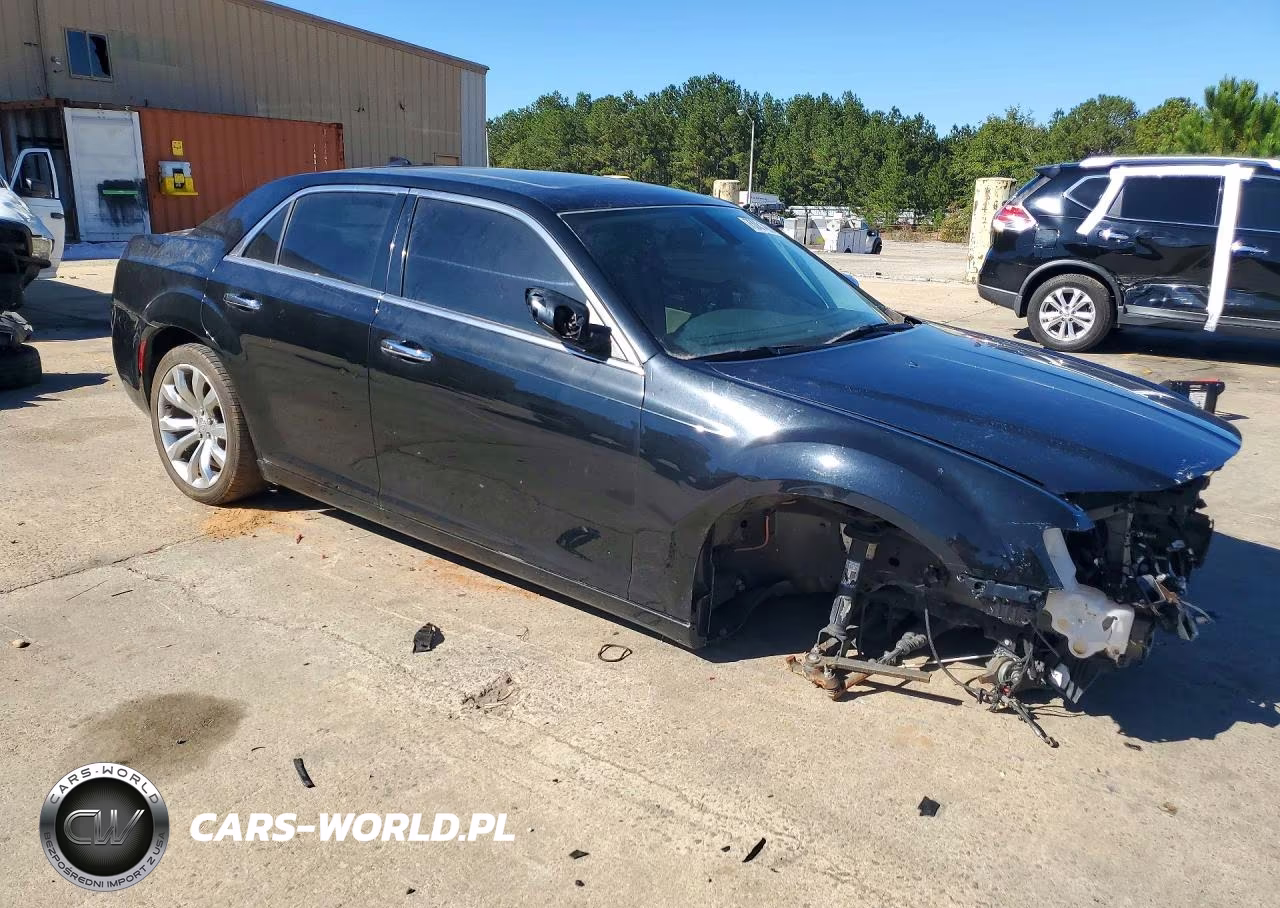 2016 Chrysler 300C VIN:2C3CCAEG2GH358131 - 4
