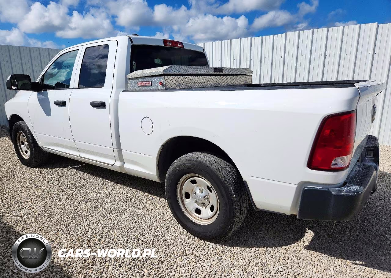 2021 Ram 1500 Classic Tradesman VIN:1C6RR6FG1MS593843 - 2
