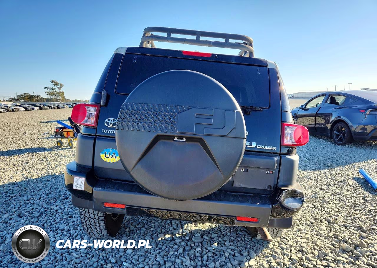 2011 Toyota Fj Cruiser Base VIN:JTEBU4BF1BK108278 - 6