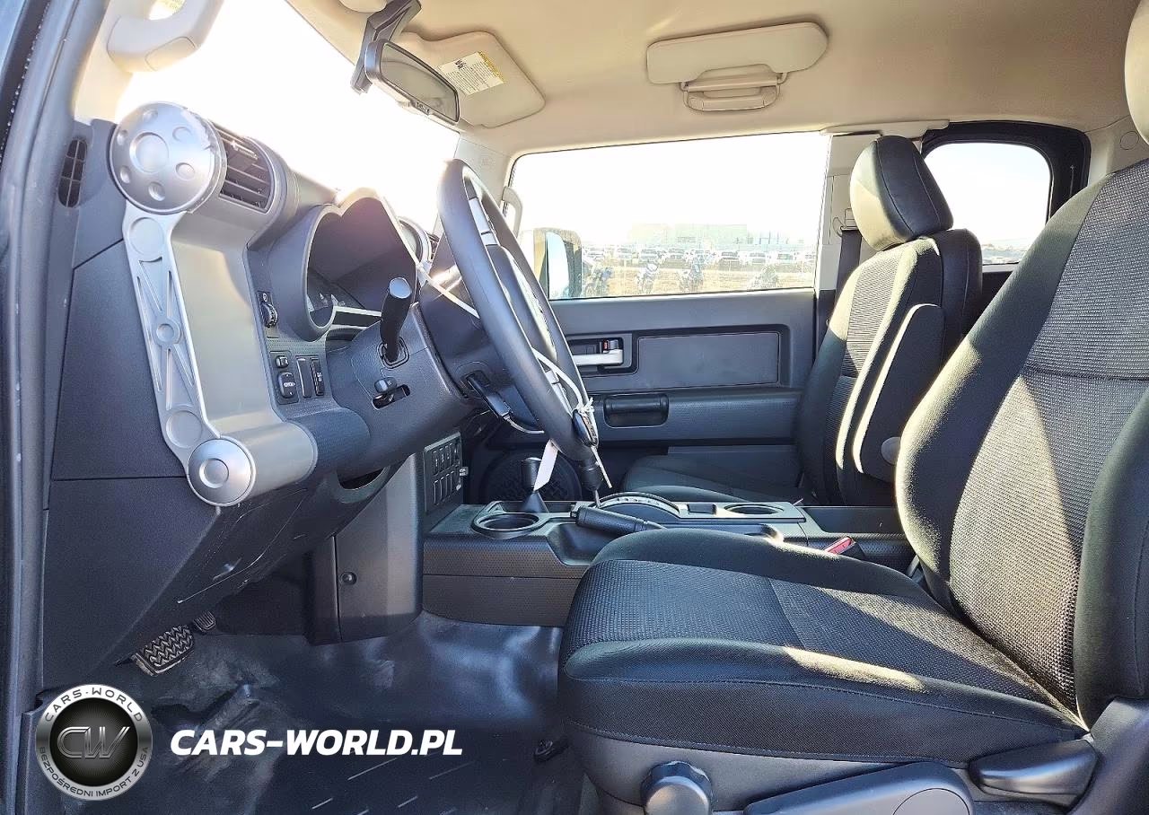 2011 Toyota Fj Cruiser Base VIN:JTEBU4BF1BK108278 - 7