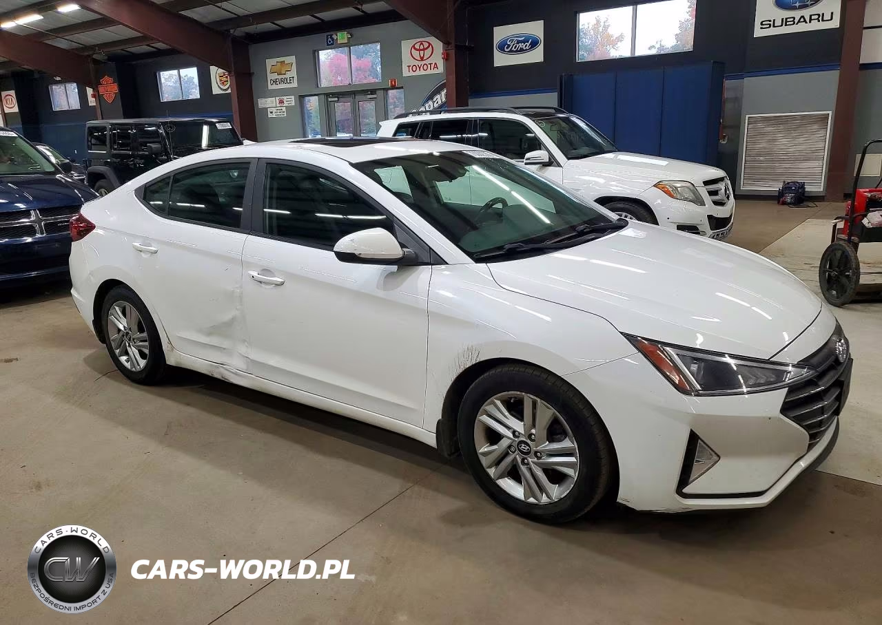 2020 Hyundai Elantra Value Edition VIN:5NPD84LF8LH613492 - 4