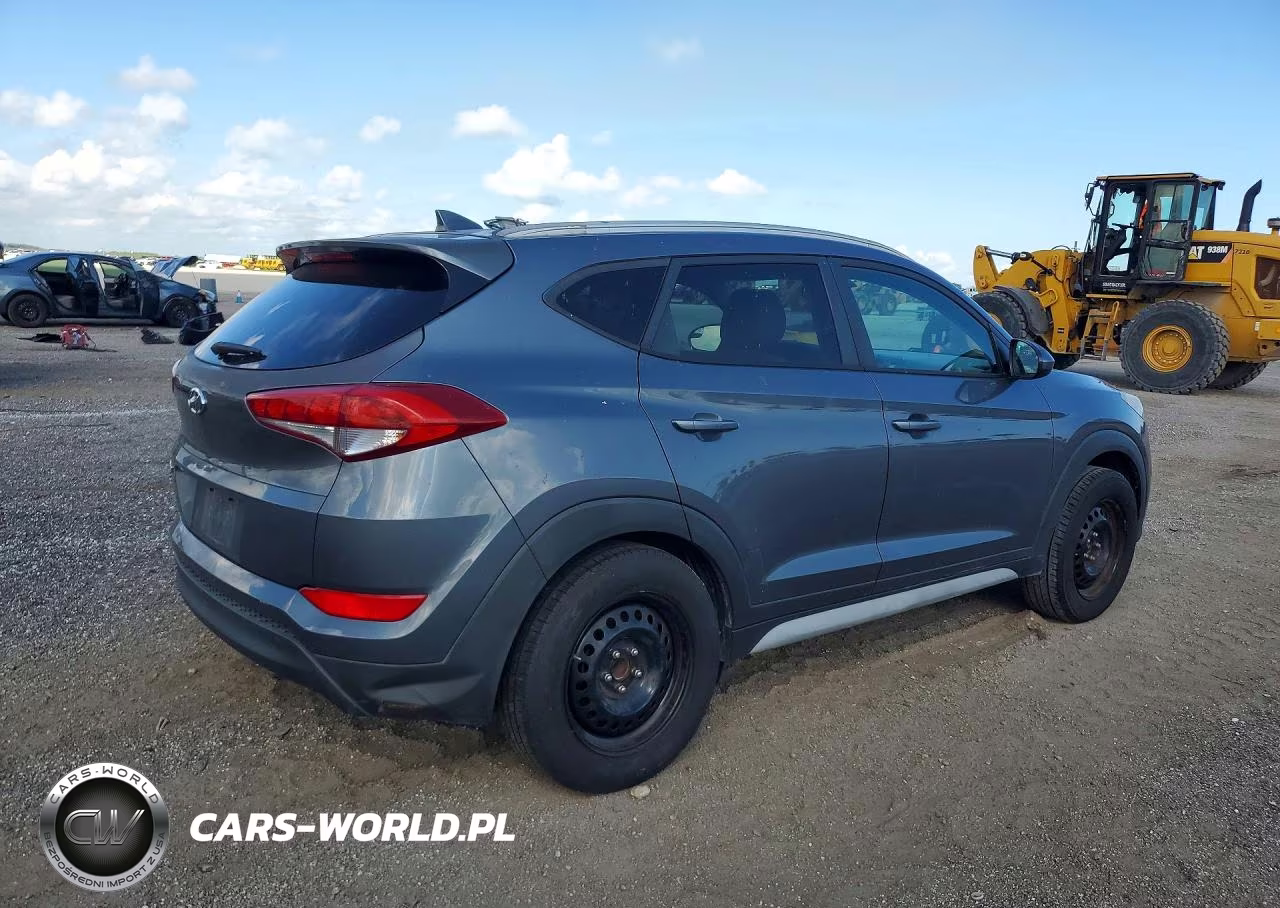 2018 Hyundai Tucson Sel VIN:KM8J33A4XJU692949 - 3