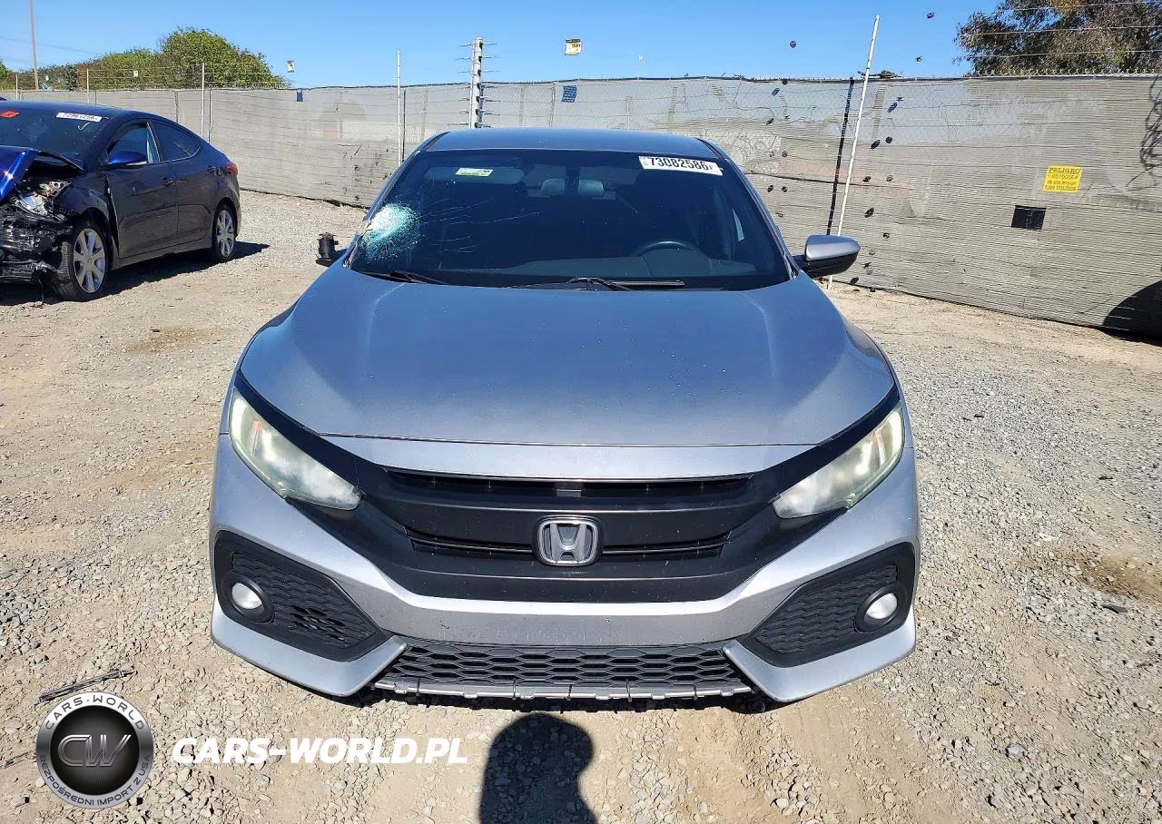2018 Honda Civic Sport VIN:SHHFK7H41JU408089 - 5