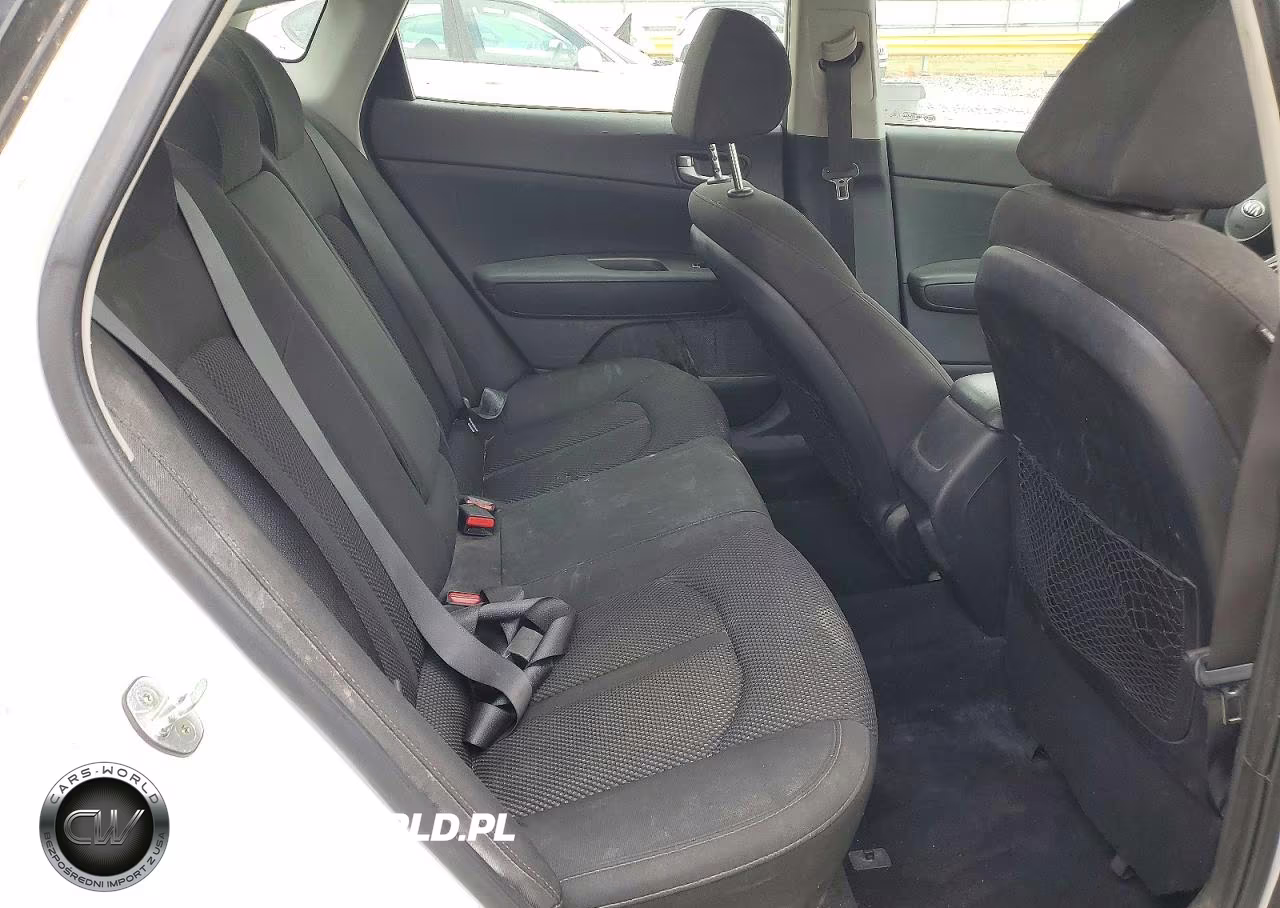 2020 Kia Optima Lx VIN:5XXGT4L35LG446053 - 10