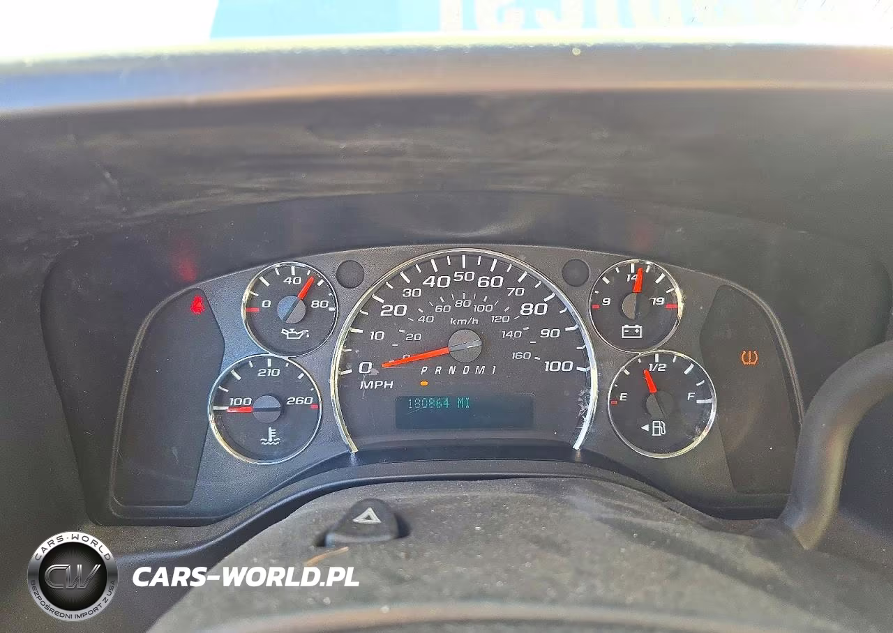 2016 Chevrolet Express G2500 VIN:1GCWGAFF8G1118213 - 9