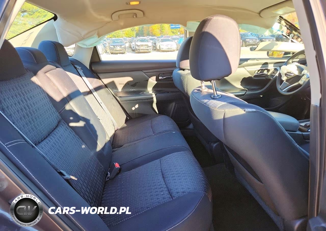 2016 Nissan Altima 2.5 S VIN:1N4AL3APXGN390701 - 10