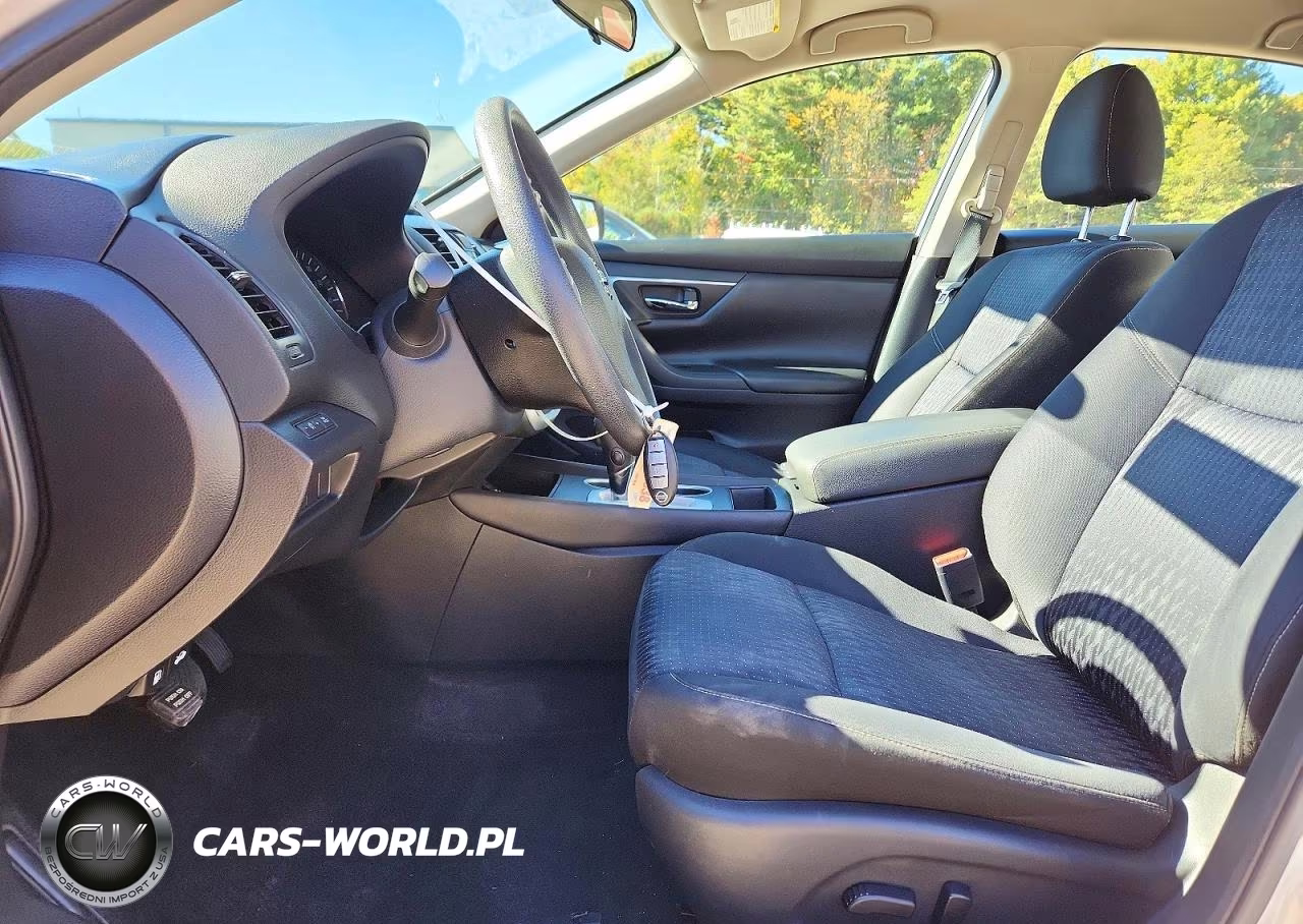 2017 Nissan Altima 2.5 S VIN:1N4AL3APXHN337479 - 7