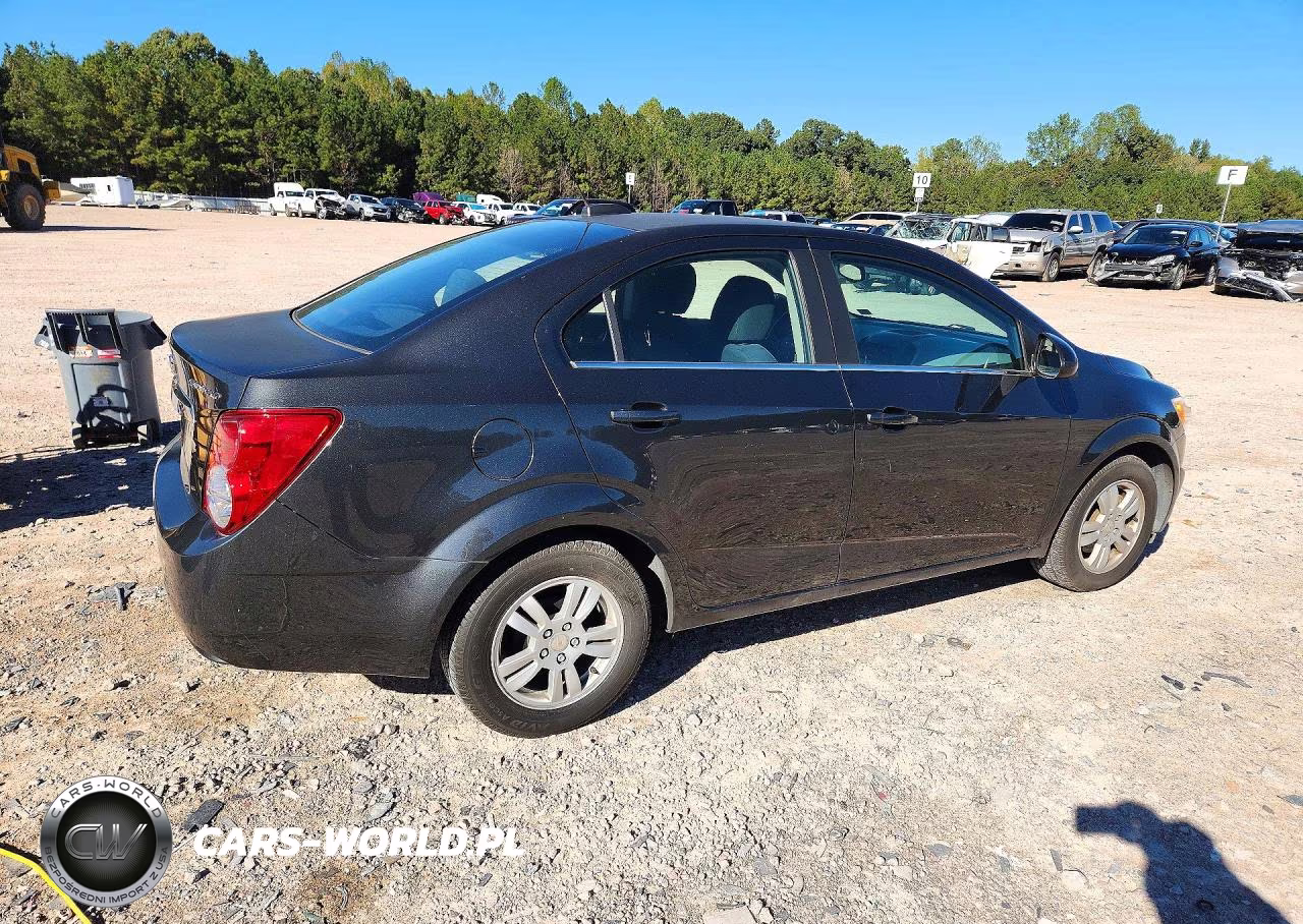 2016 Chevrolet Sonic Lt VIN:1G1JC5SH4G4174452 - 3