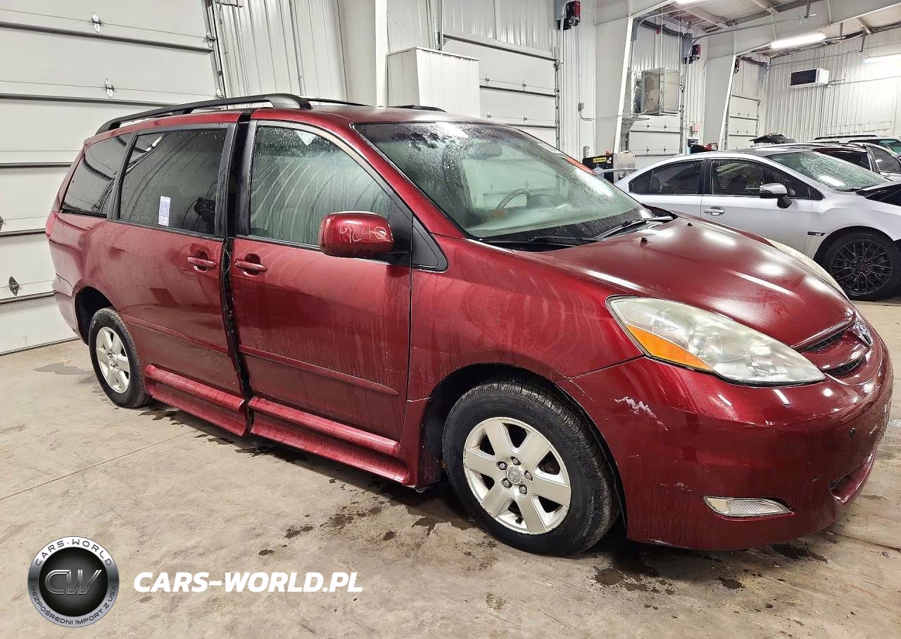 2007 Toyota Sienna Xle VIN:5TDZK22CX7S082055 - 4