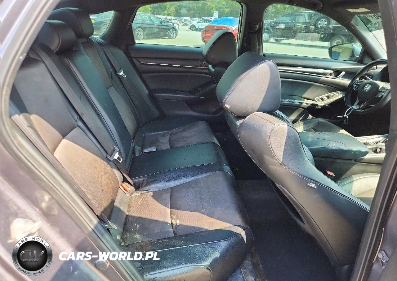 2018 Honda Accord Sport VIN:1HGCV1F30JA163198 - 10