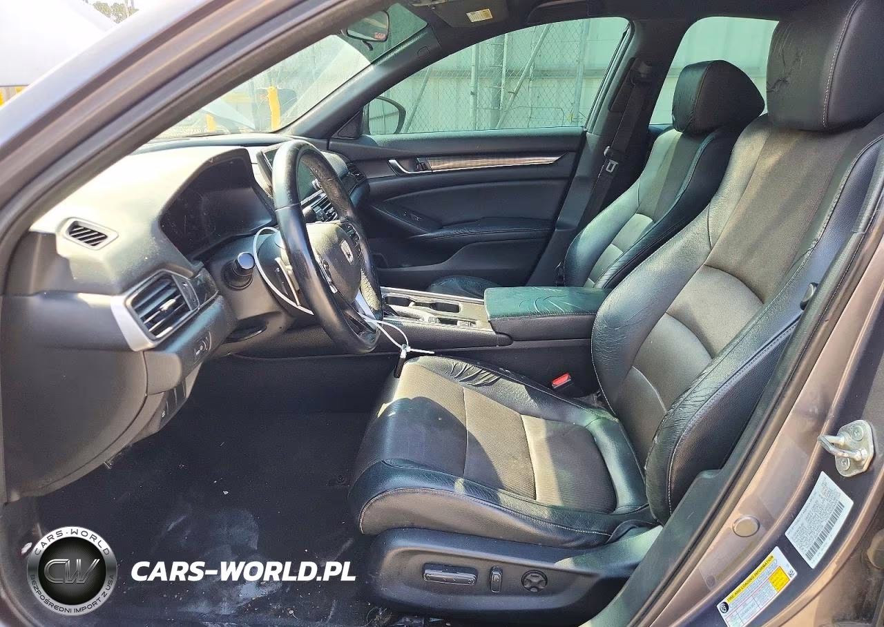 2018 Honda Accord Sport VIN:1HGCV1F30JA163198 - 7