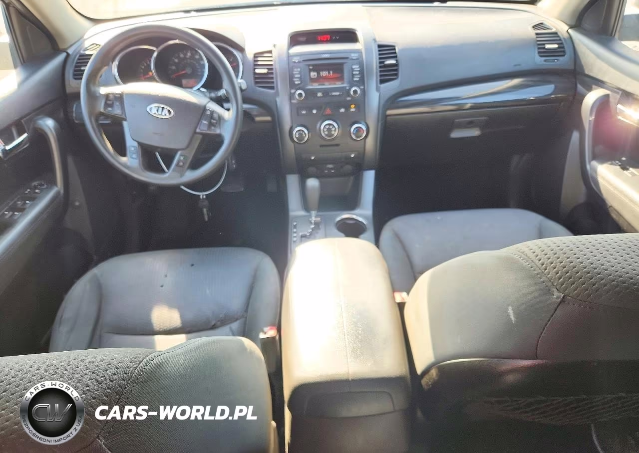 2013 Kia Sorento Lx VIN:5XYKT3A6XDG381747 - 8