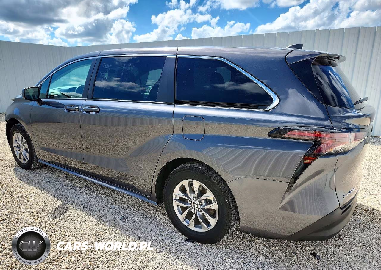 2025 Toyota Sienna Le VIN:5TDKSKFC3SS194779 - 2