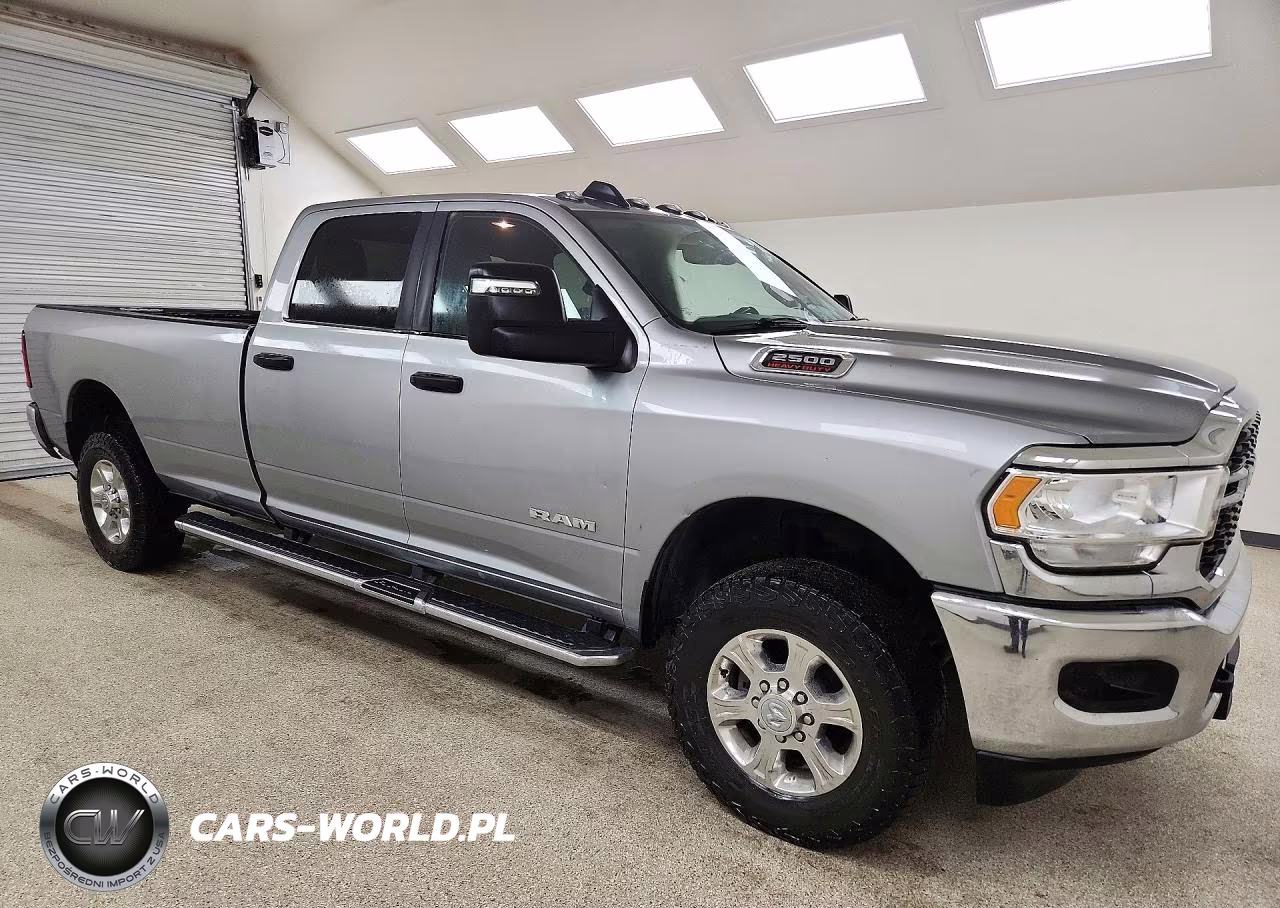 2023 Ram 2500 Big Horn VIN:3C6UR5JJ0PG586823 - 4