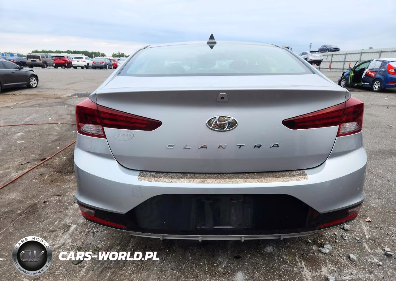 2020 Hyundai Elantra Sel VIN:5NPD84LF4LH564744 - 6