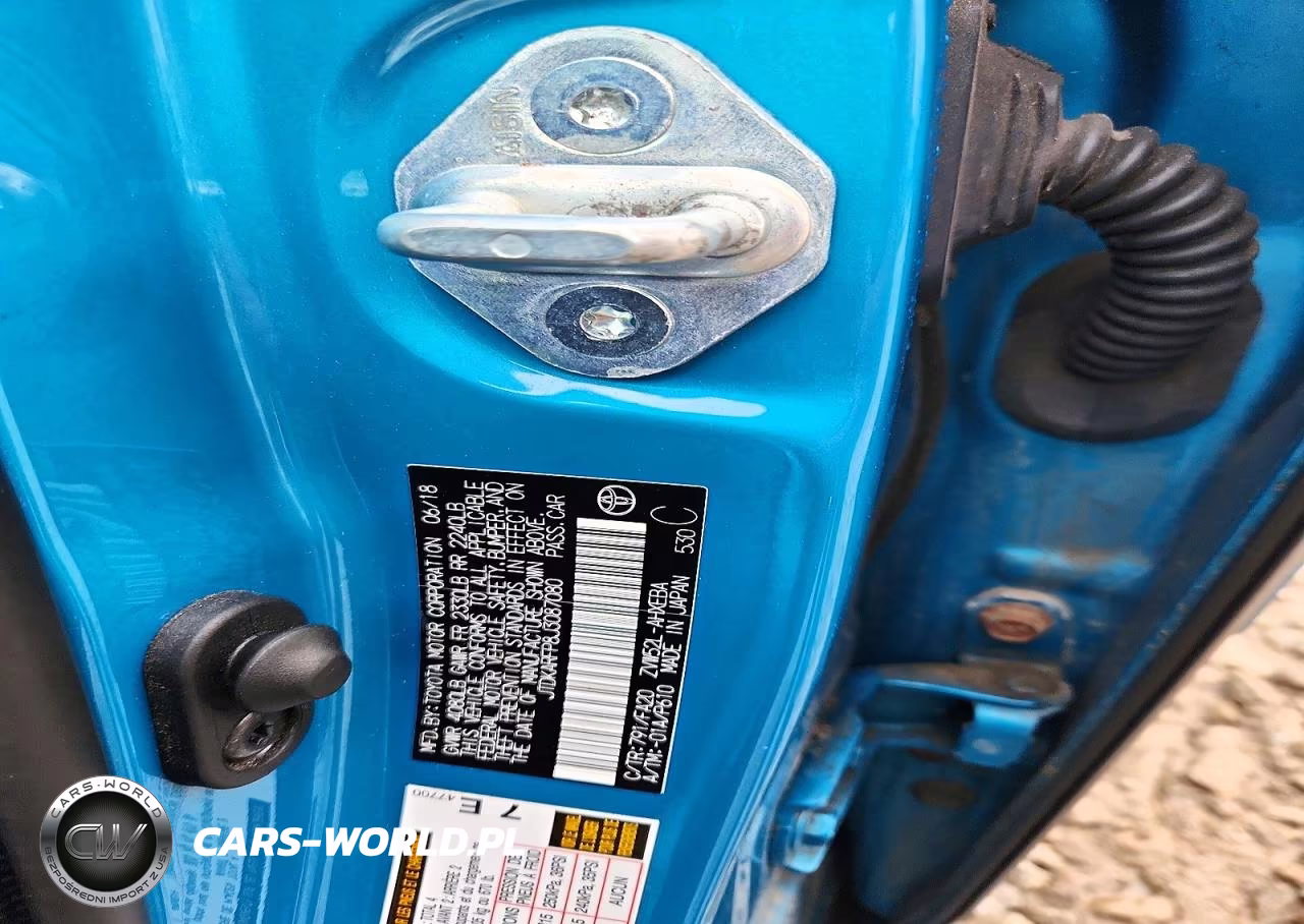 2018 Toyota Prius Prime Plus VIN:JTDKARFP8J3087080 - 13
