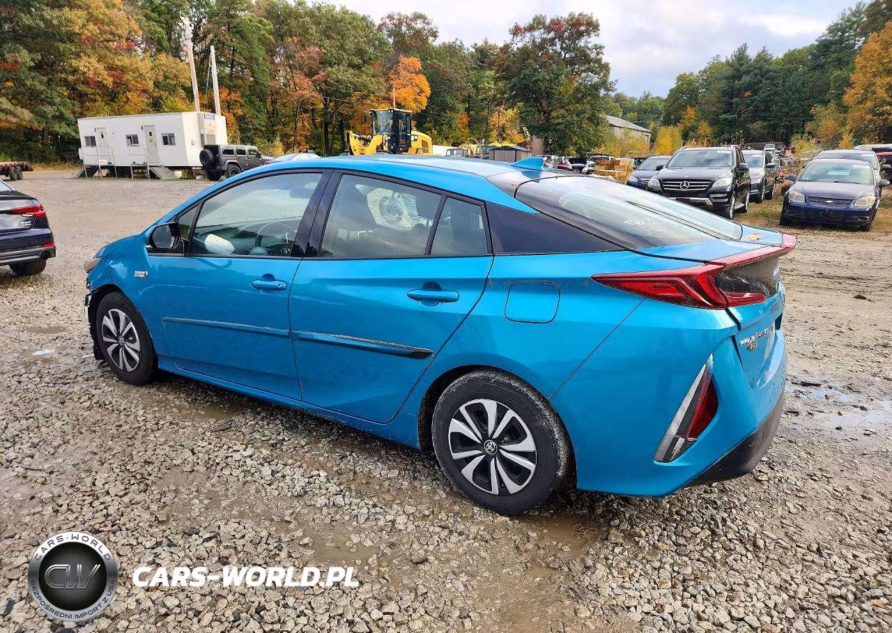 2018 Toyota Prius Prime Plus VIN:JTDKARFP8J3087080 - 2