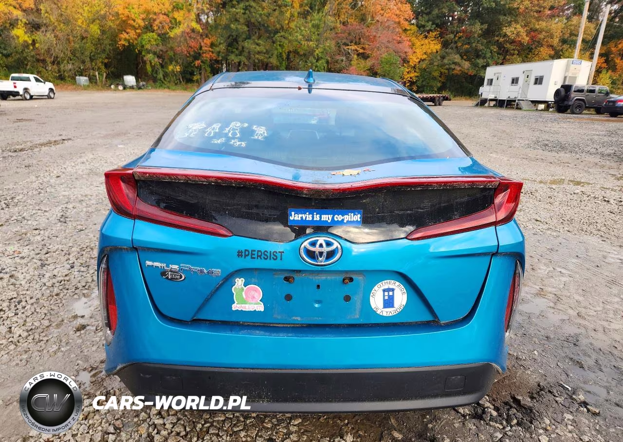 2018 Toyota Prius Prime Plus VIN:JTDKARFP8J3087080 - 6