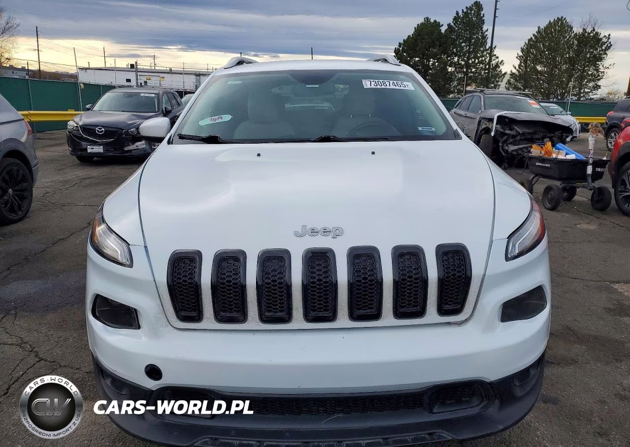 2017 JEEP CHEROKEE LATITUDE VIN:1C4PJMCS7HW555326 - 5