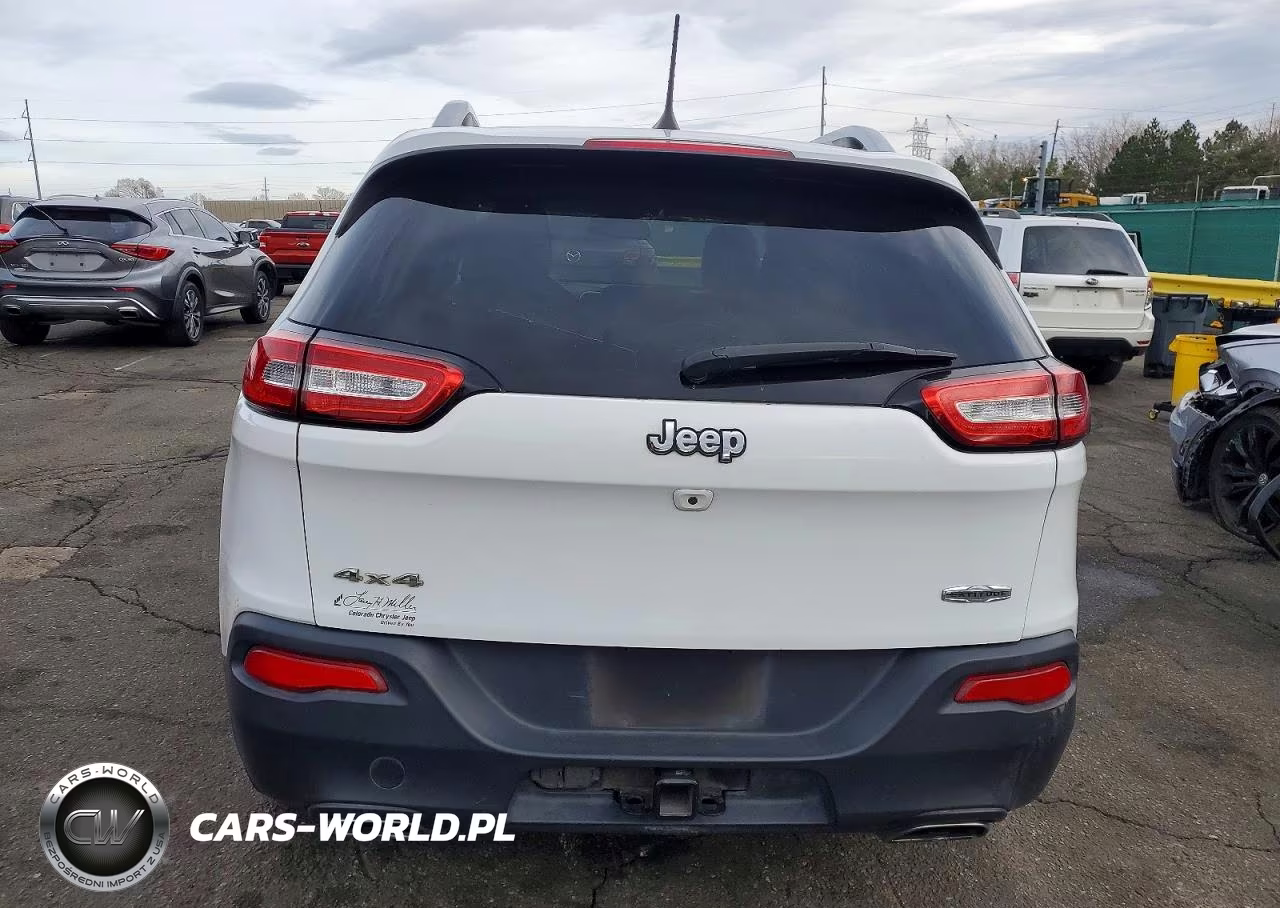 2017 JEEP CHEROKEE LATITUDE VIN:1C4PJMCS7HW555326 - 6
