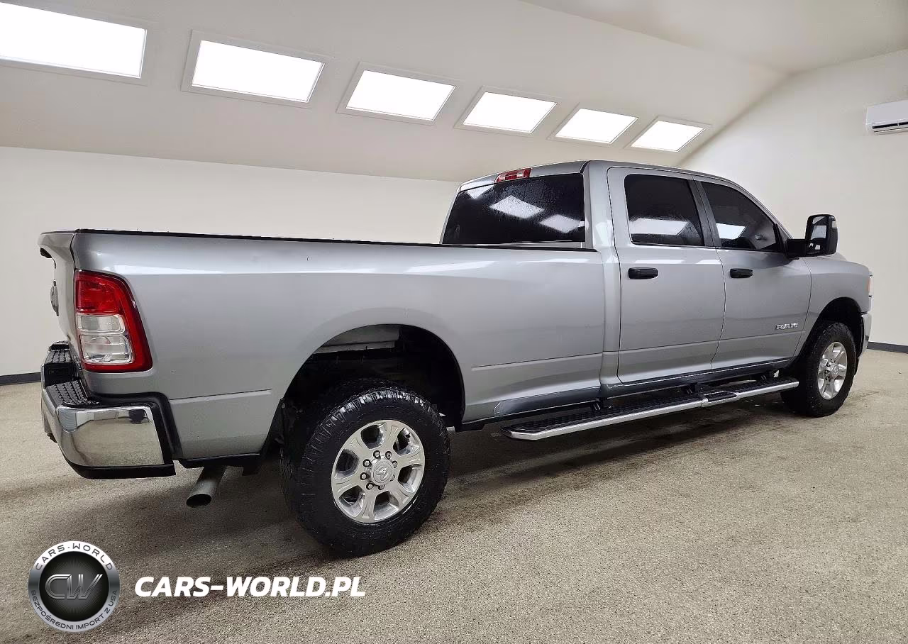 2023 Ram 2500 Big Horn VIN:3C6UR5JJ2PG562085 - 3