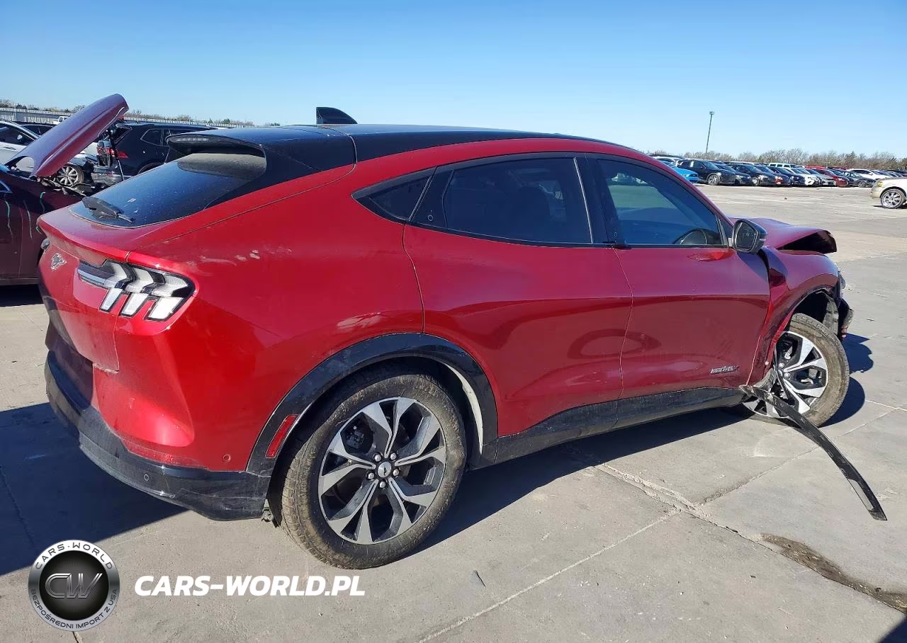 2021 Ford Mustang Mach-E Premium VIN:3FMTK3SU8MMA27387 - 3
