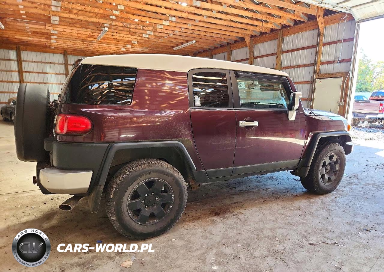 2007 Toyota Fj Cruiser Base VIN:JTEBU11F770058831 - 3