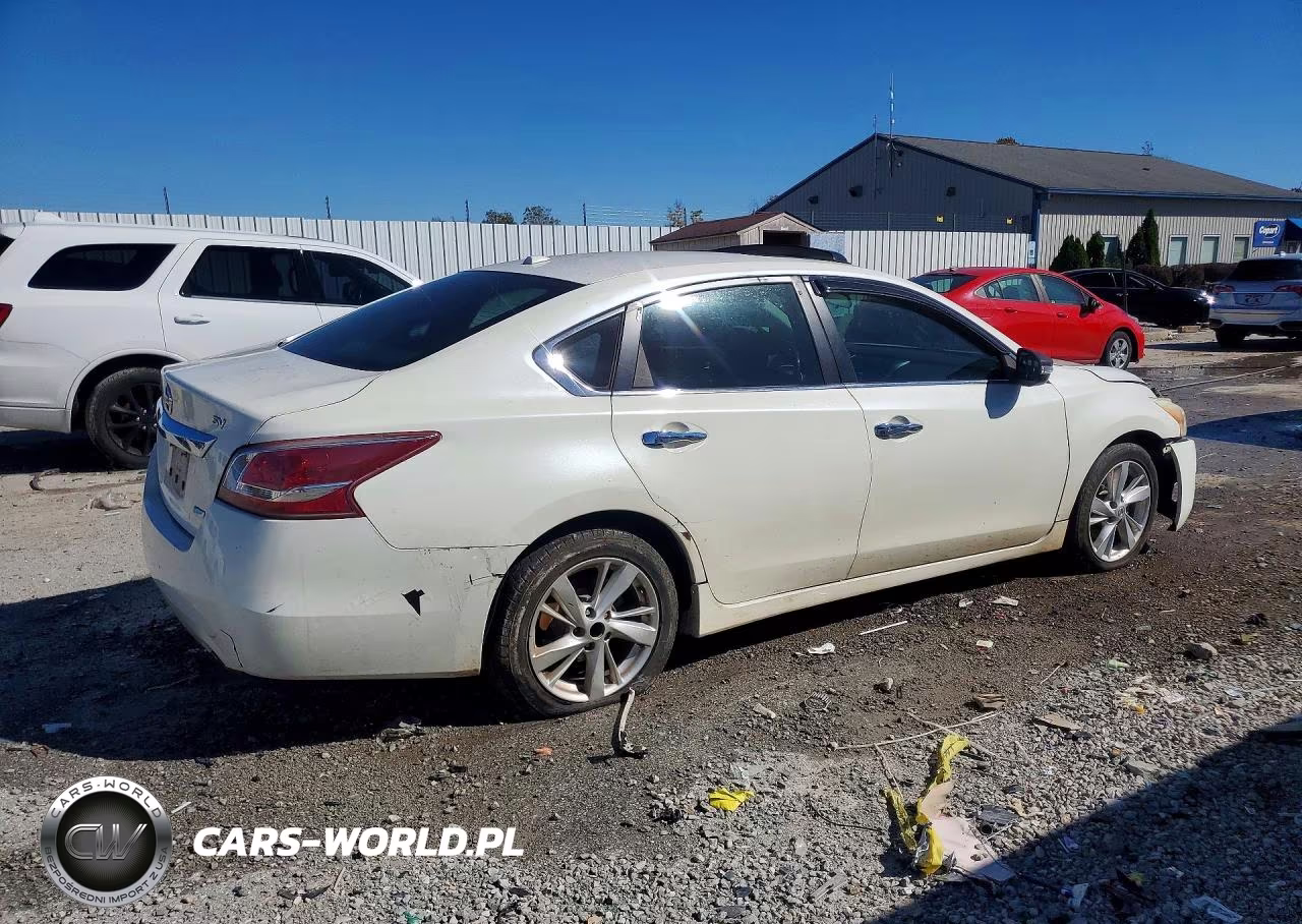 2013 Nissan Altima 2.5 VIN:1N4AL3AP7DC128318 - 3