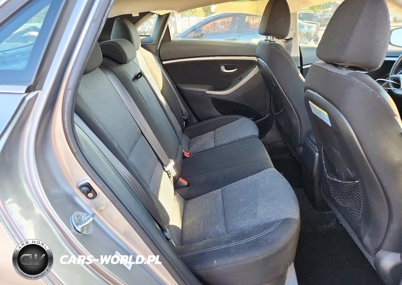 2013 Hyundai Elantra Gt Base VIN:KMHD35LE8DU097102 - 10
