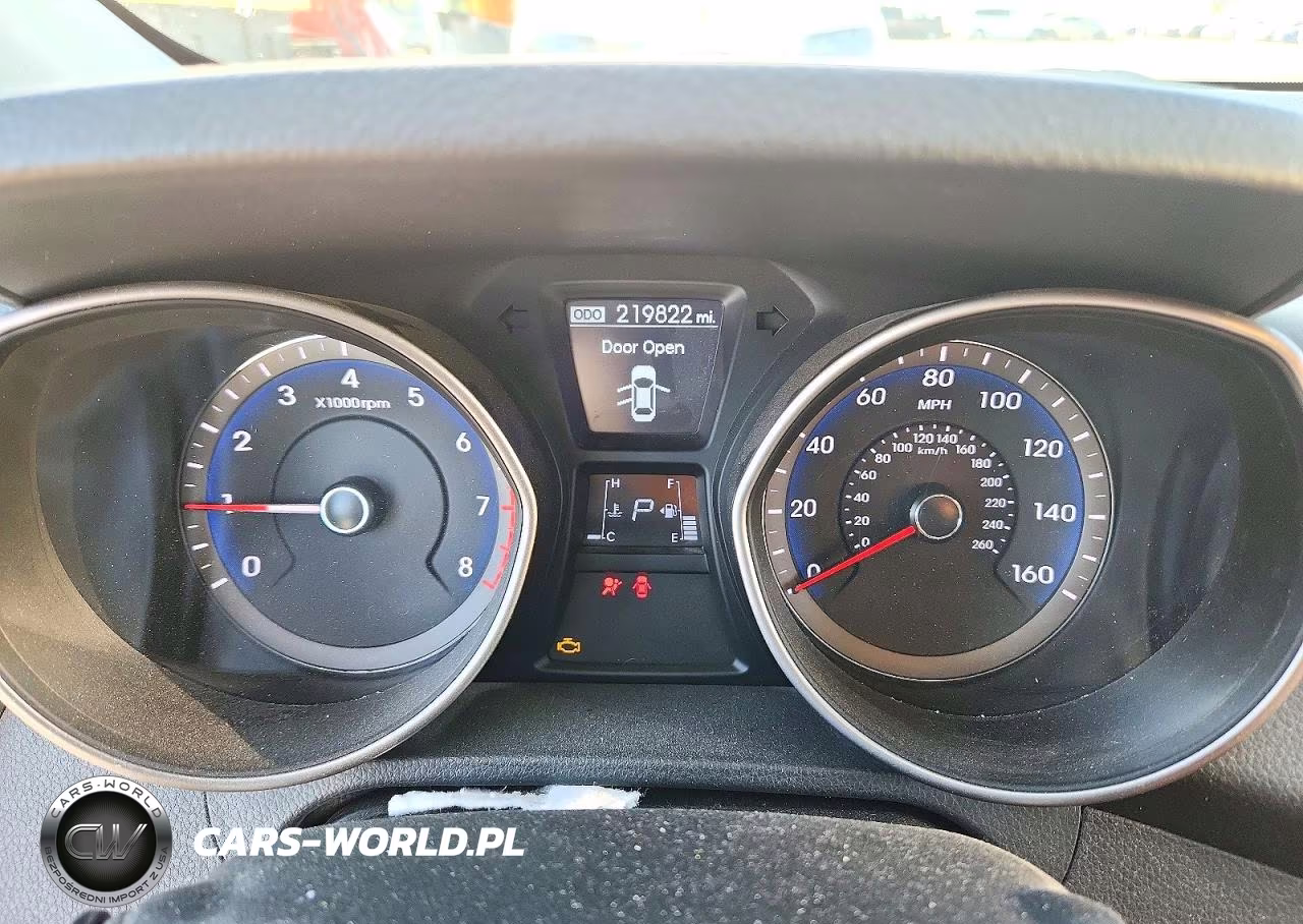 2013 Hyundai Elantra Gt Base VIN:KMHD35LE8DU097102 - 9