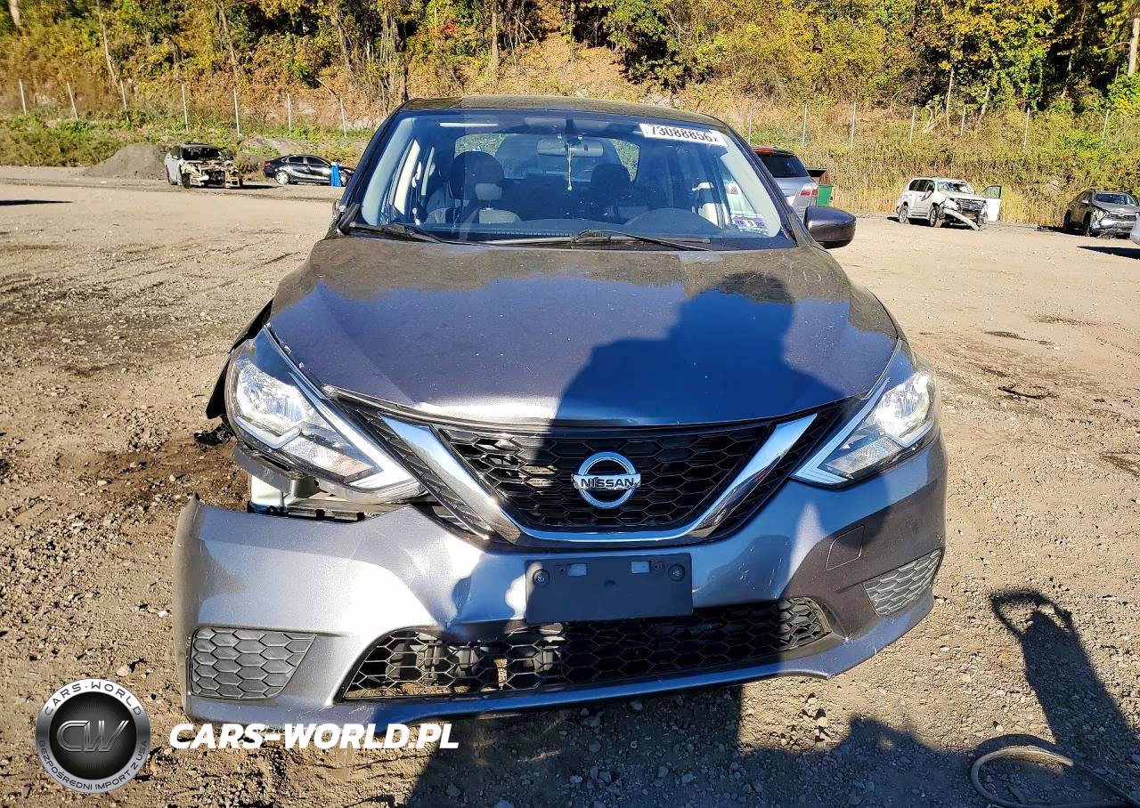 2017 Nissan Sentra S VIN:3N1AB7AP5HY374319 - 5