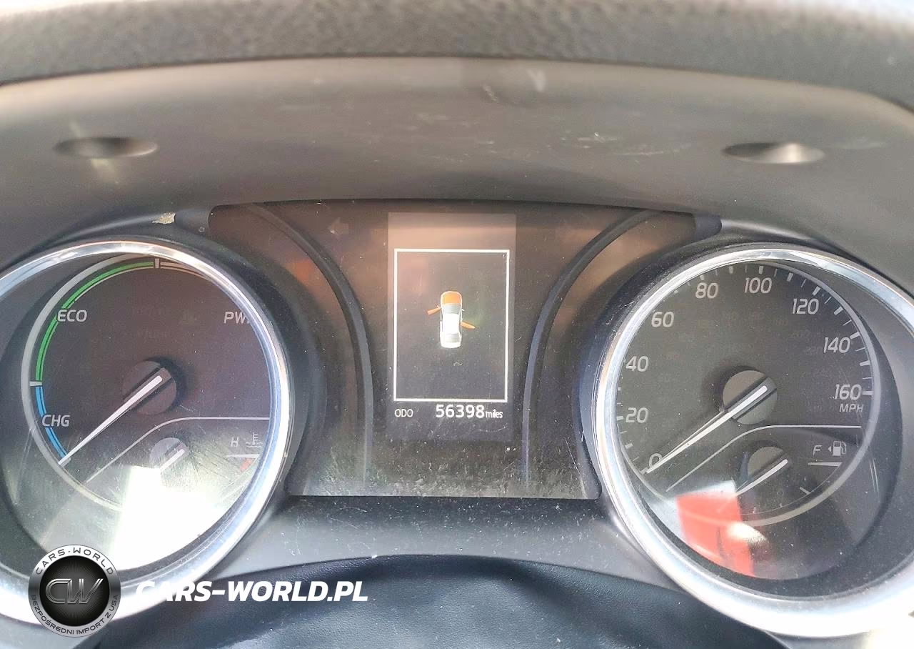 2020 Toyota Camry Le VIN:4T1C31AK8LU010794 - 9